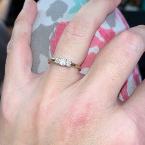 14KYG Princess-cut diamond engagement ring, size 7